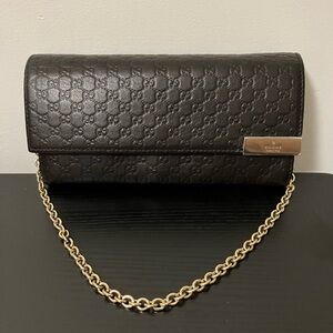 Gucci Black Leather Chain Bag